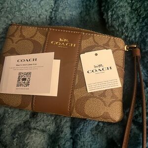 Coach Signature Zip Wristlet, Khaki Brown New With Tags